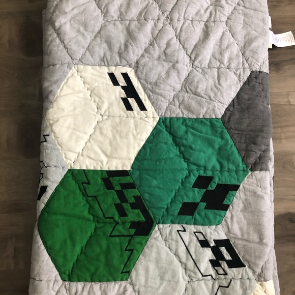 quilted lap blanket
